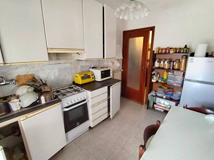 Appartamento trilocale in affitto in Via Di Pratale, Pratale, Pisa