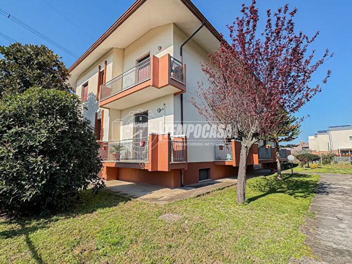 Appartamento quadrilocale in vendita in Via Santarcangiolese, Santarcangelo Di Romagna