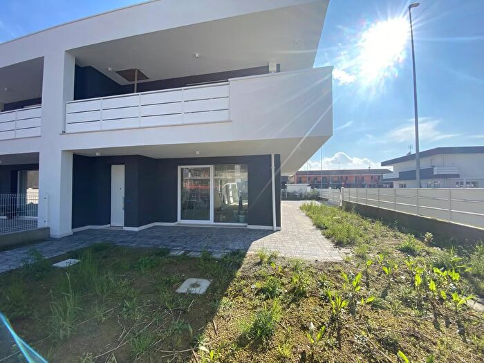 Casa quadrilocale in vendita in Via a Mometto, Borgoricco