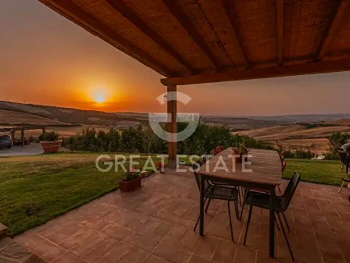 Casa con 6 locali in vendita in Via della Rocca, Castiglione D'Orcia