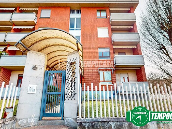 Appartamento trilocale in vendita in Via Circonvallazione Ovest, Valenza