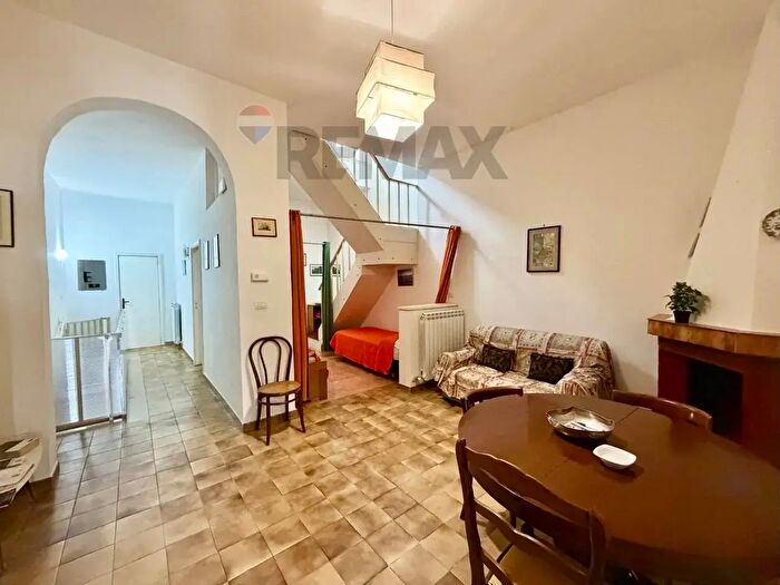 Casa trilocale in vendita in Campi Salentina