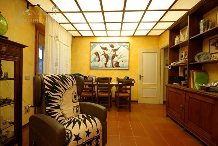 Appartamento quadrilocale in vendita in Via Marzo, Sansepolcro