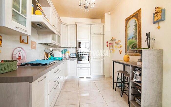 Case in Vendita e in Affitto - 3