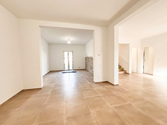 Casa con 8 locali in vendita in Ia del Giardino a, Empoli