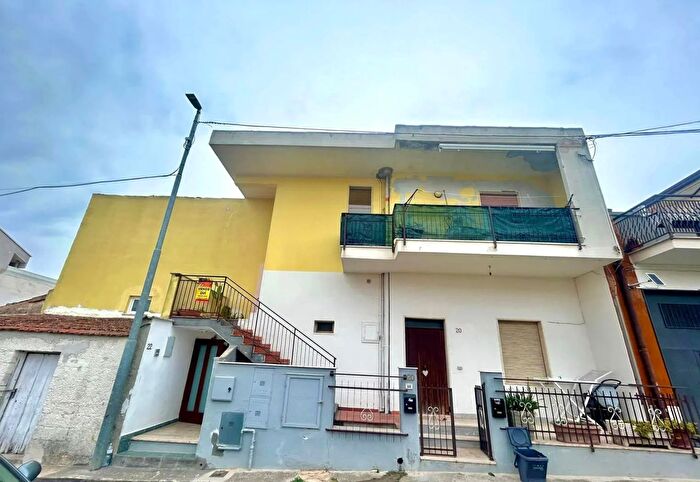 Casa con 7 locali in vendita in Indirizzo Via Beato Annibale Maria di Francia, Cassano Delle Murge