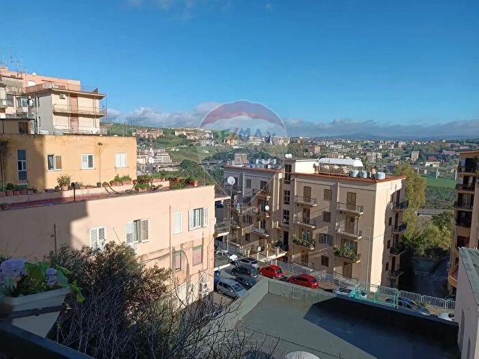 Appartamento trilocale in vendita in Via Gioeni, Agrigento