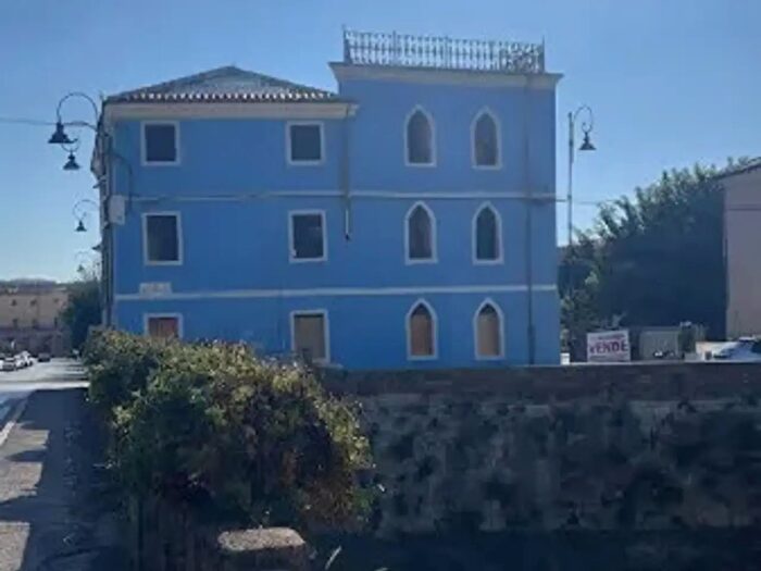 Appartamento con 5 locali in vendita in Lonigo