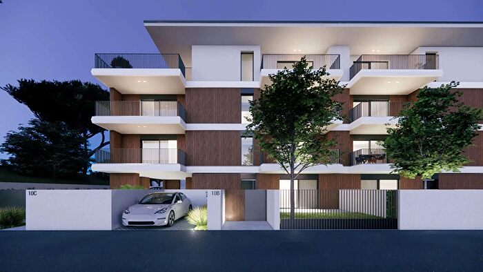 Appartamento quadrilocale in vendita in Viale Ciceruacchio, Riccione