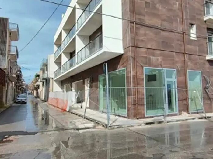 Appartamento con 6 locali in vendita in Solarino