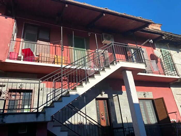 Casa quadrilocale in vendita in Piazza del Molino, Garzigliana