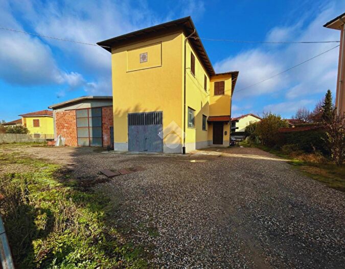 Appartamento con 5 locali in affitto in Via Marencana, Pozzolo Formigaro