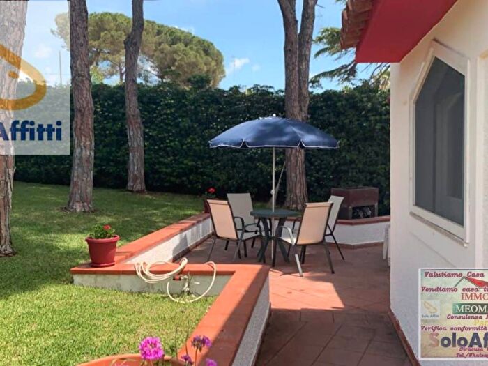 Casa con 5 locali in affitto in Viale dei Lidi, Fontane Bianche, Siracusa