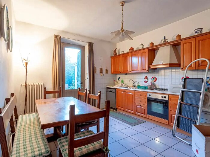 Casa con 8 locali in vendita in Via Berlinguer, Campi Bisenzio