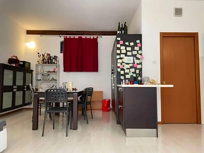 Appartamento trilocale in affitto in Vicolo Benassuti, Trento