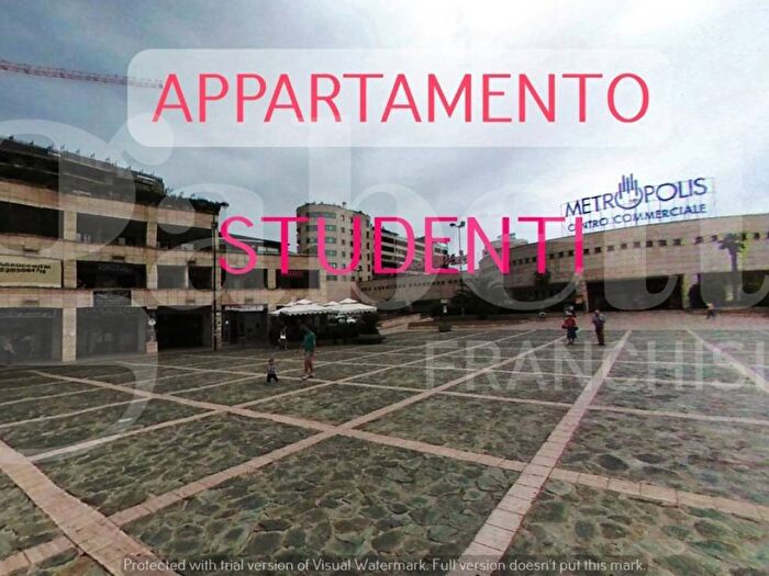 Appartamento con 6 locali in affitto in Piazza Martin Luther King snc, Roges, Rende