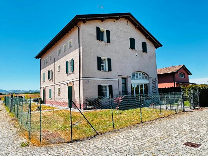 Appartamento quadrilocale in vendita in Via Bassa Paolucci, Formigine