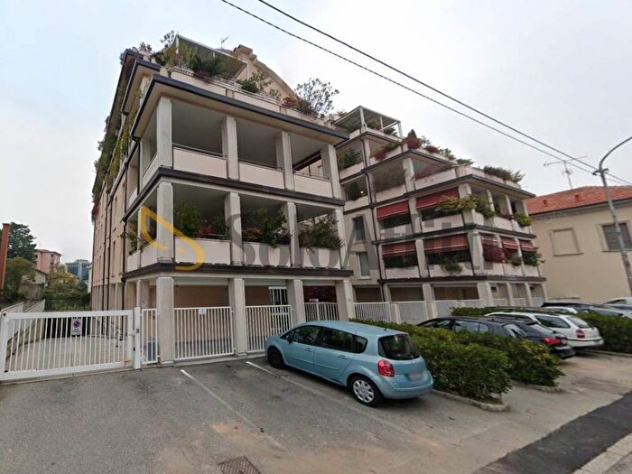 Appartamento trilocale in affitto in Semicentro Ospedale, Gallarate