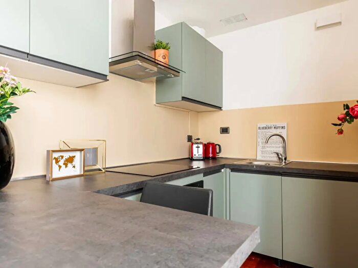 Appartamento monolocale in affitto in Corso Garibaldi, Milano