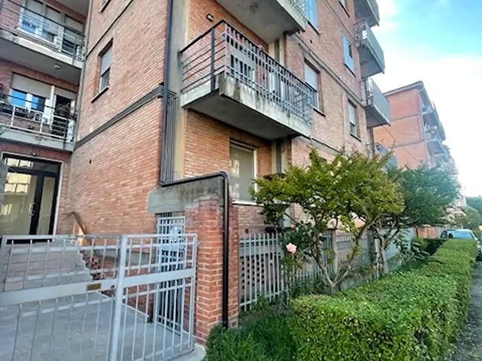Appartamento trilocale in vendita in Via Gian Battista Canonici, Ferrara
