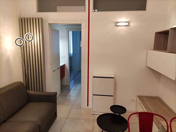 Appartamento bilocale in affitto in Via Panfilo Castaldi, Porta Venezia, Milano
