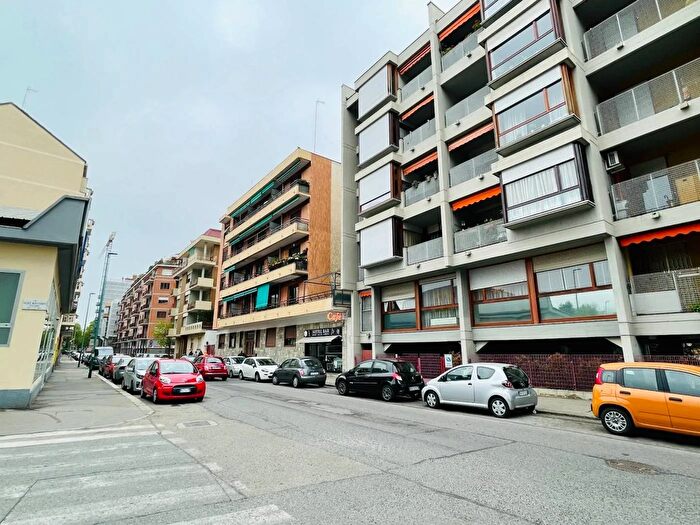 Appartamento con 5 locali in vendita in Via Luigi Bergera Torino, Torino