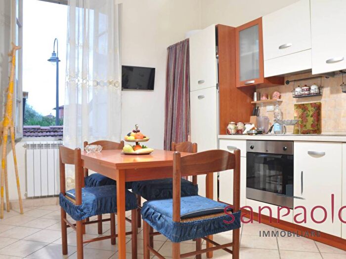 Appartamento trilocale in affitto in Via Custoza, MontecatiniTerme