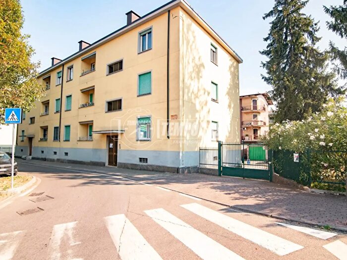 Appartamento bilocale in vendita in Via Antonio Riva, Vaprio D'Adda