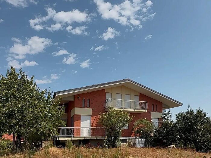 Casa con 7 locali in vendita in Via Giuseppe Garibaldi, Orio Canavese