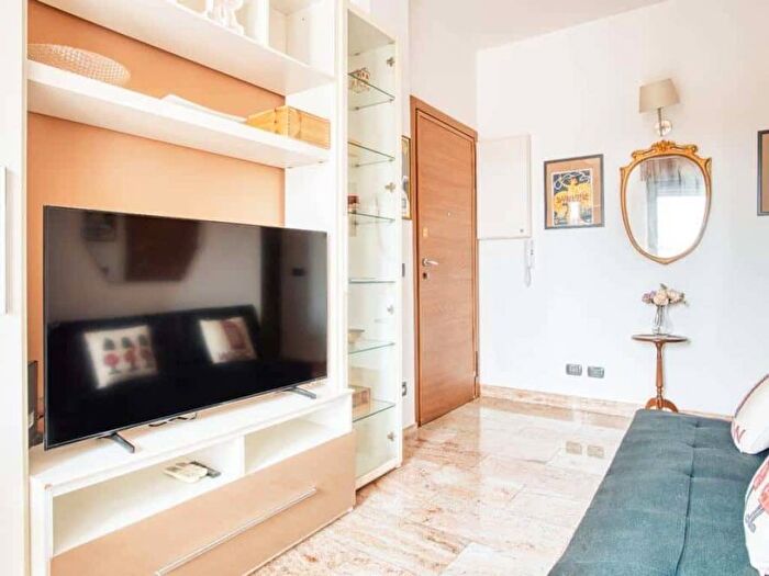 Appartamento trilocale in affitto in Via Volvinio, Cermenate Abbiategrasso, Milano