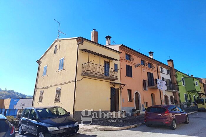 Casa trilocale in vendita in Via Marconi, Baranello