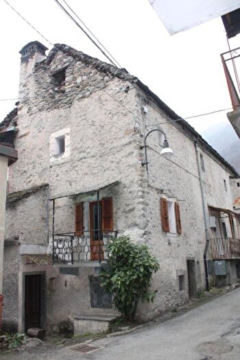 Casa trilocale in vendita in Via Don Pellanda Crevoladossola, Crevoladossola