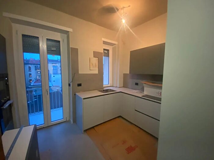 Appartamento trilocale in affitto in Via Goffredo Casalis, Torino