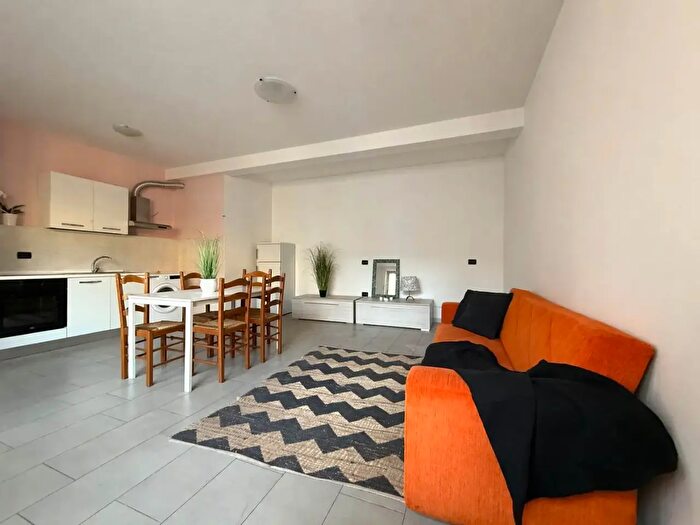 Appartamento monolocale in vendita in Via FLli Rosselli, Cecina
