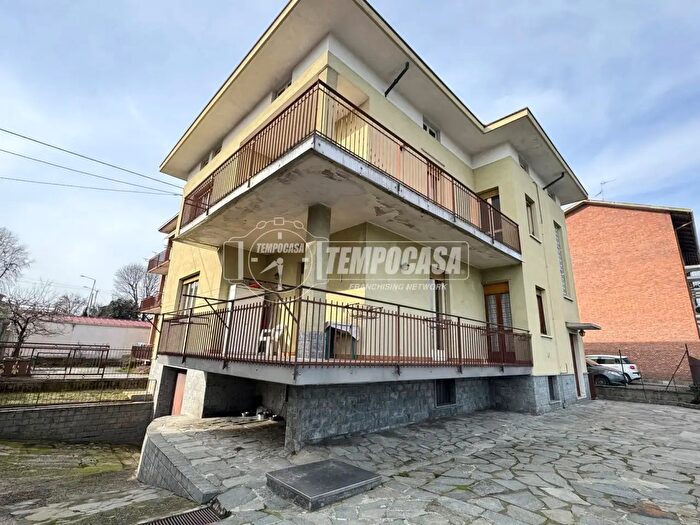 Casa con 5 locali in vendita in Via Guglielmo Marconi, Vigliano Biellese