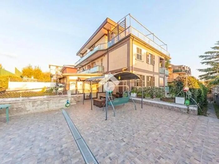 Appartamento trilocale in vendita in Via Casilina, Roma