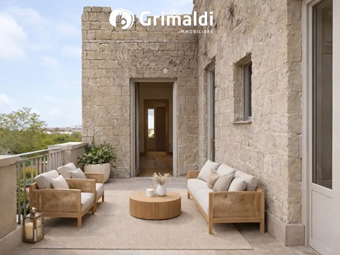 Appartamento quadrilocale in vendita in Via Camillo Guerra, Napoli