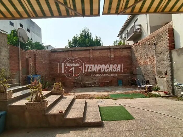 Appartamento quadrilocale in vendita in Via Giuseppe Mazzini, Spadafora