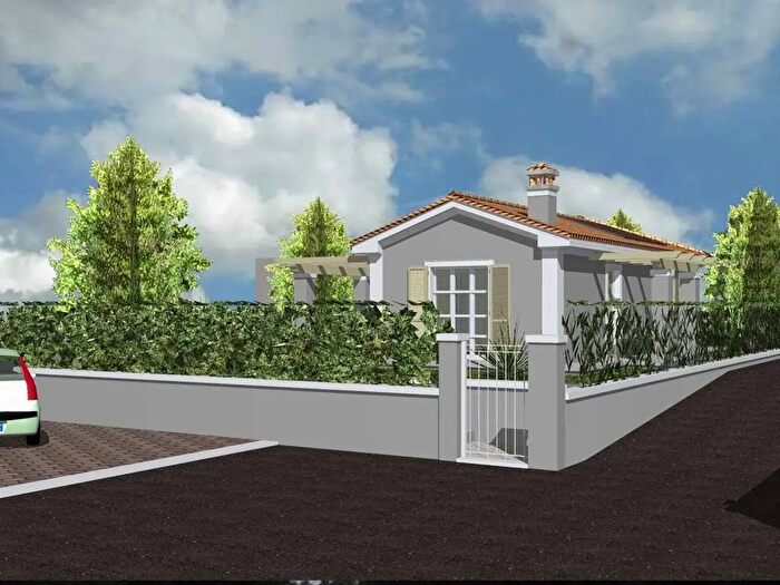 Casa con 5 locali in vendita in Castelnuovo Magra