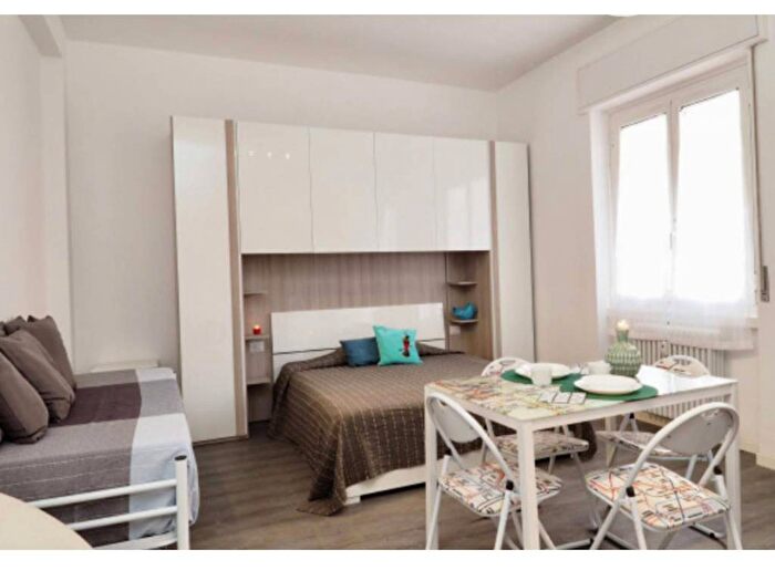 Appartamento monolocale in affitto in Via Legnone, Dergano, Milano