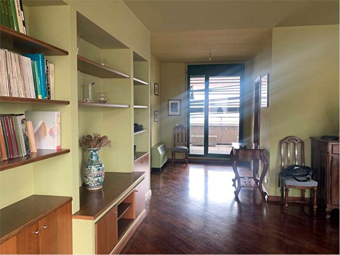 Appartamento quadrilocale in affitto in Via Paradisi, Stazione Reggiane, Reggio Emilia