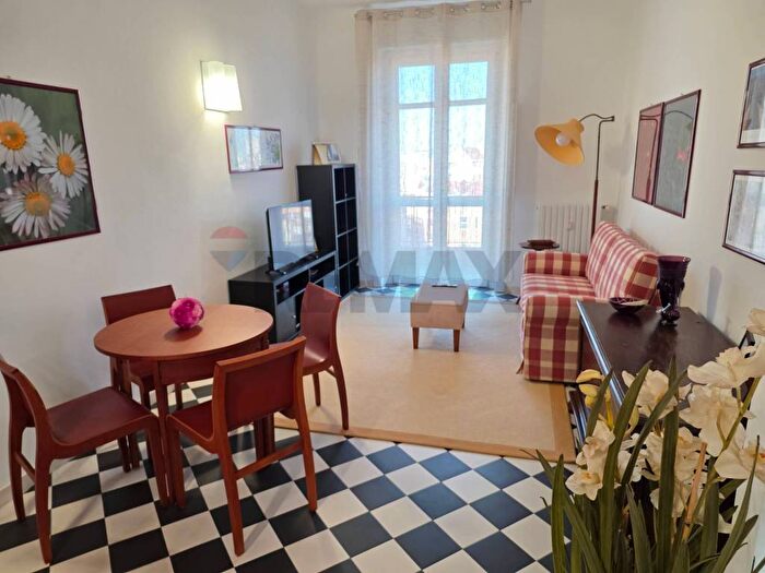 Appartamento bilocale in affitto in Piazza SantAgostino, Corso Genova, Milano