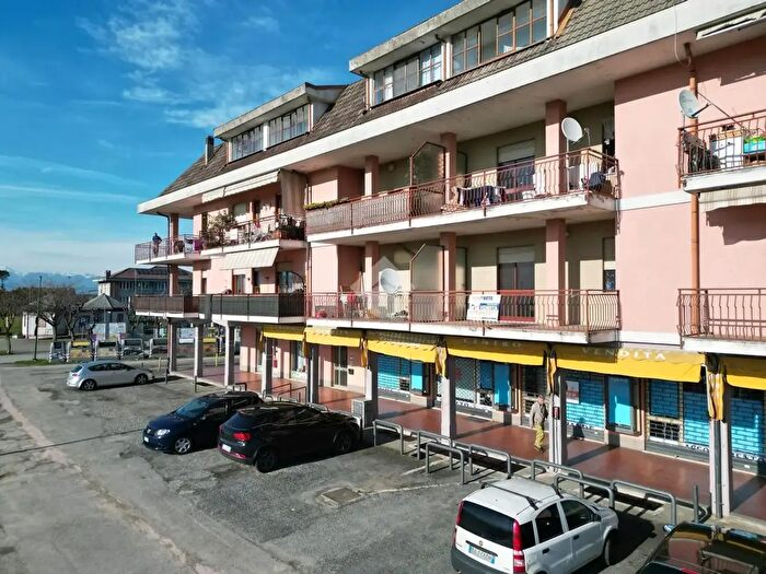Appartamento trilocale in vendita in Via Cuneo, Barge