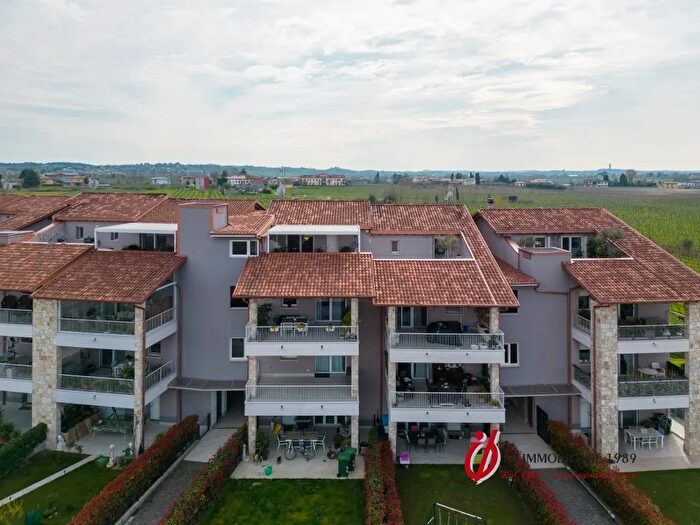 Appartamento quadrilocale in vendita in Via Pastore a, Peschiera Del Garda