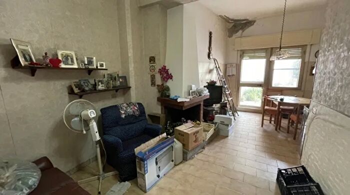 Appartamento con 6 locali in vendita in Via Fabio Filzi Fondi Centro, Fondi