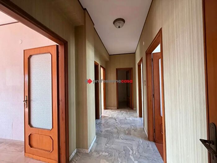 Appartamento quadrilocale in vendita in Via Castiglione, Foggia