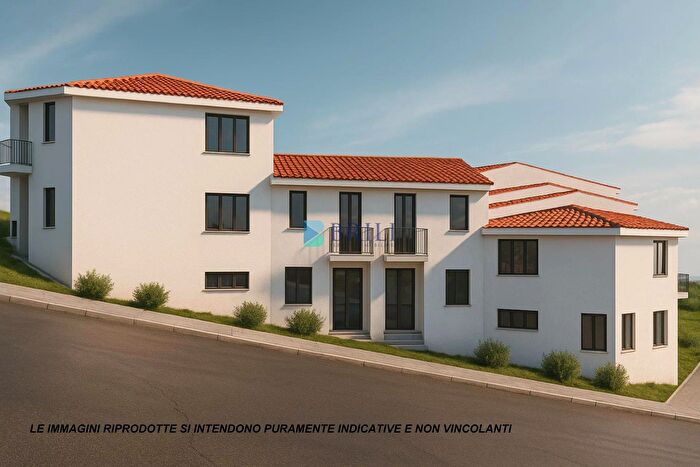 Appartamento con 10 locali in vendita in Luogosanto