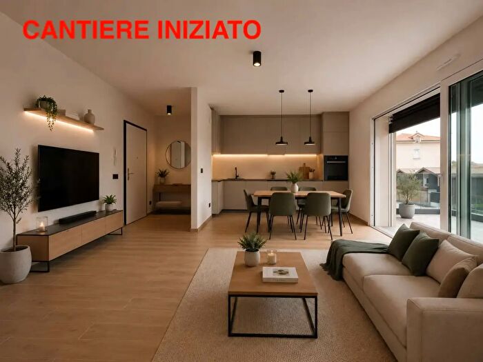 Appartamento trilocale in vendita in Via Ariosto, Cadorago