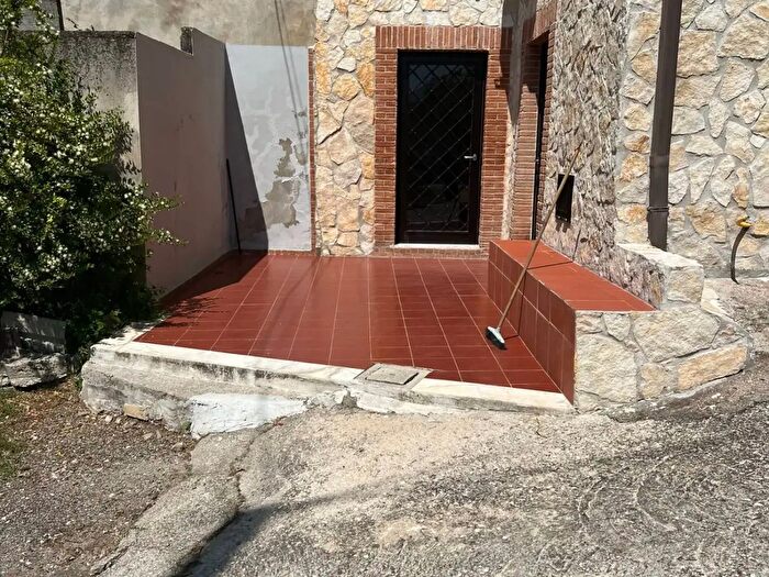 Appartamento trilocale in affitto in Via Cesine, Caiazzo