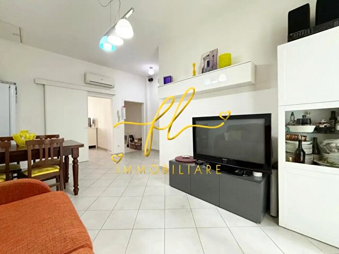 Appartamento trilocale in vendita in Cecina